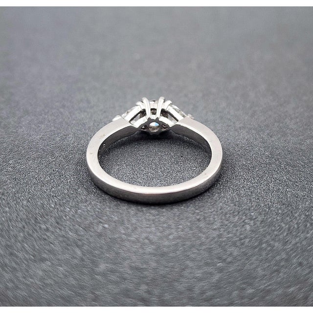 Metal 0.73 Ct Diamond Ring Size 5.75 For Sale - Image 7 of 10