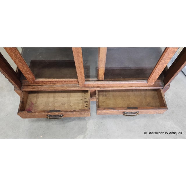 Antique Carved Quartered Oak Paine's Furniture Sliding Glass Door Bookcase C1890-1910 For Sale - Image 16 of 18