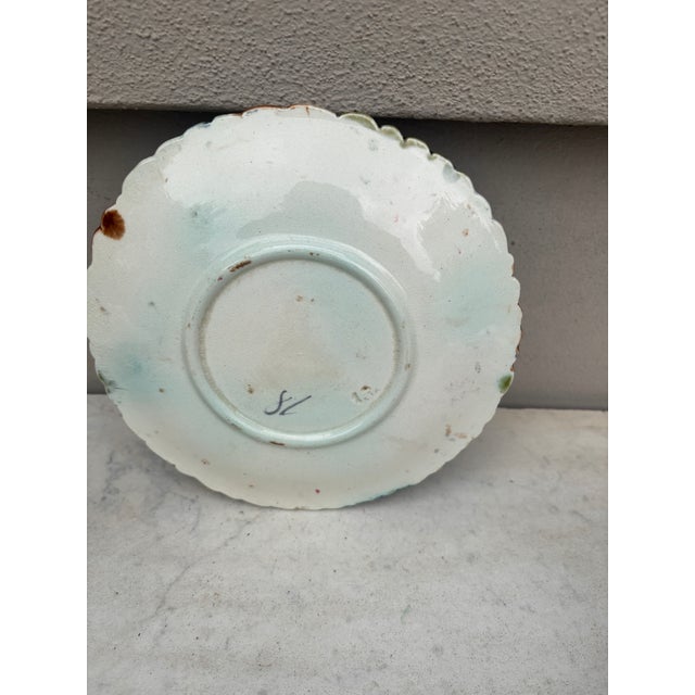Orchies French Majolica Strawberries Plate Orchies, Circa 1890 For Sale - Image 4 of 4