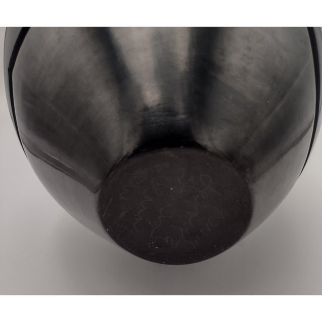 Black Signed Sherry Tafoya Santa Clara Pueblo Monumental Carved Blackware Avanyu Vase For Sale - Image 8 of 8