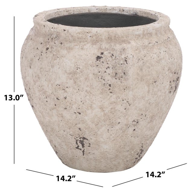Transform your outdoor space with the Ramsey planter pot, a beautiful addition that merges style and functionality. In its...