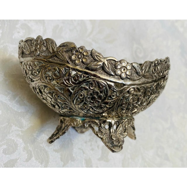 Art Nouveau 1910s Antique Silver Plate Reticulated Footed Nut or Trinket Basket For Sale - Image 3 of 7