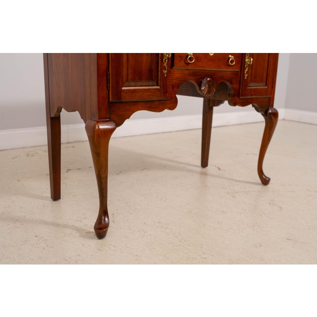Pennsylvania House Queen Anne Cherry Flip Top Server Sideboard For Sale - Image 15 of 18