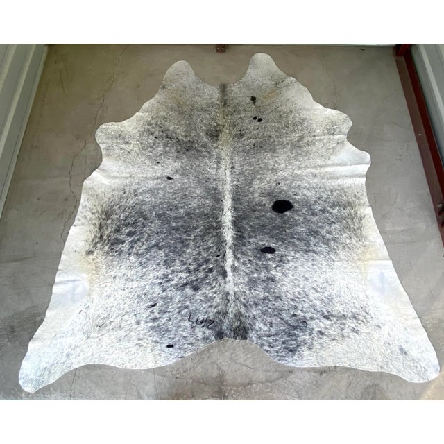 2000 - 2009 Early 21st Century Natural Black and White Brazilian Cowhide 8' 4" X 8' For Sale - Image 5 of 5