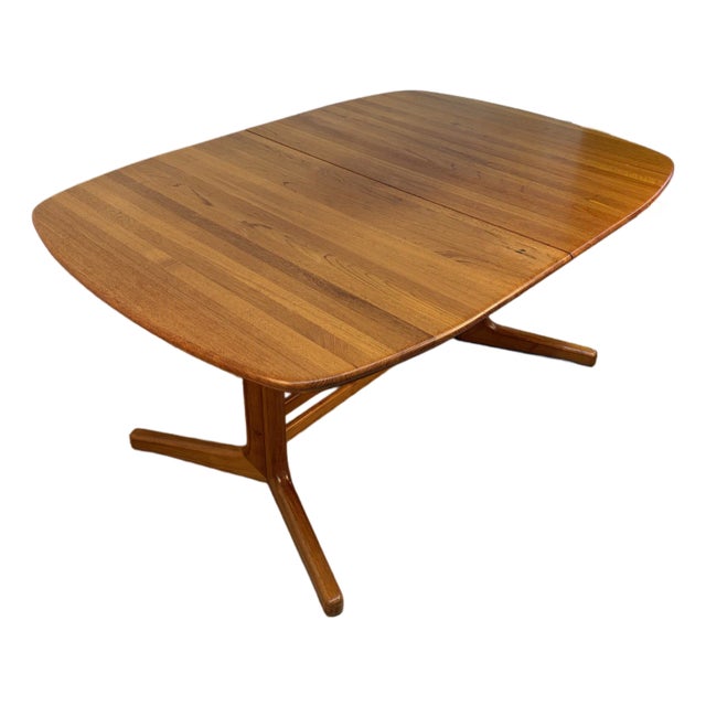 Vintage Extension Dining Table in Teak by D-Scan For Sale