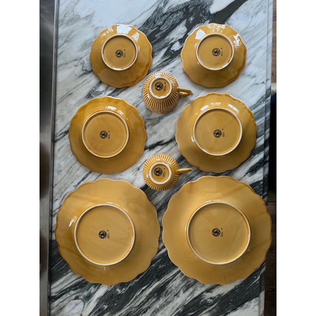 Bordallo Pinheiro Last Chance!Vintage Bordallo Pinheiro Grapevine Harvest Amber Gold Place Settings - 8 Pieces For Sale - Image 4 of 9