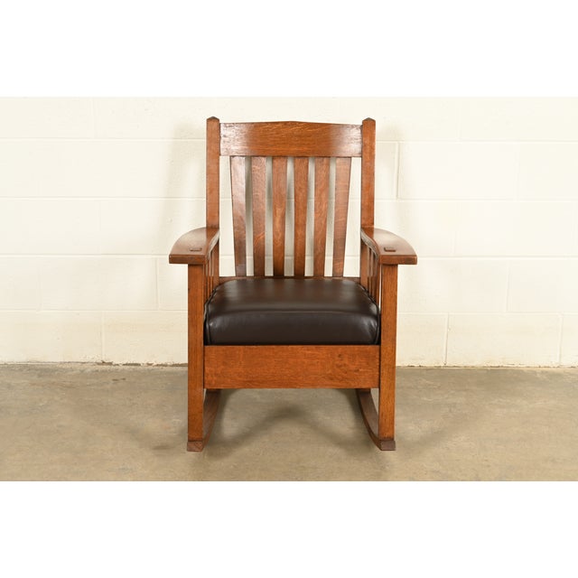 Mission Stickley Brothers Style Antique Mission Oak Arts & Crafts Rocking Chair, Circa 1910 For Sale - Image 3 of 13