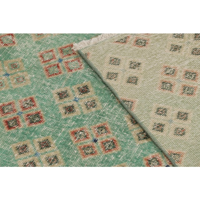 Green Vintage Turkish Runner Rug, Green & Red With Diamond Patterns – Rug & Kilim For Sale - Image 8 of 8