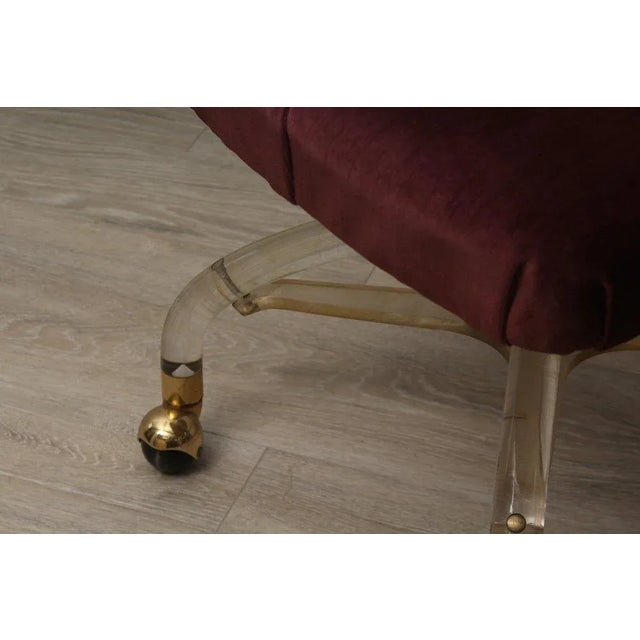 1970s 1970s Vintage Mid-Century-Modern Hill MFG Lucite and Brass Slipper Chair with Wheels Attributed to Charles Hollis Jones For Sale - Image 5 of 10