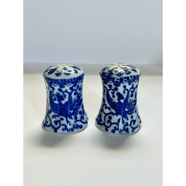 Japanese Mid 20th Century Phoenix Pattern Salt & Pepper Shakers- A Pair For Sale - Image 3 of 8