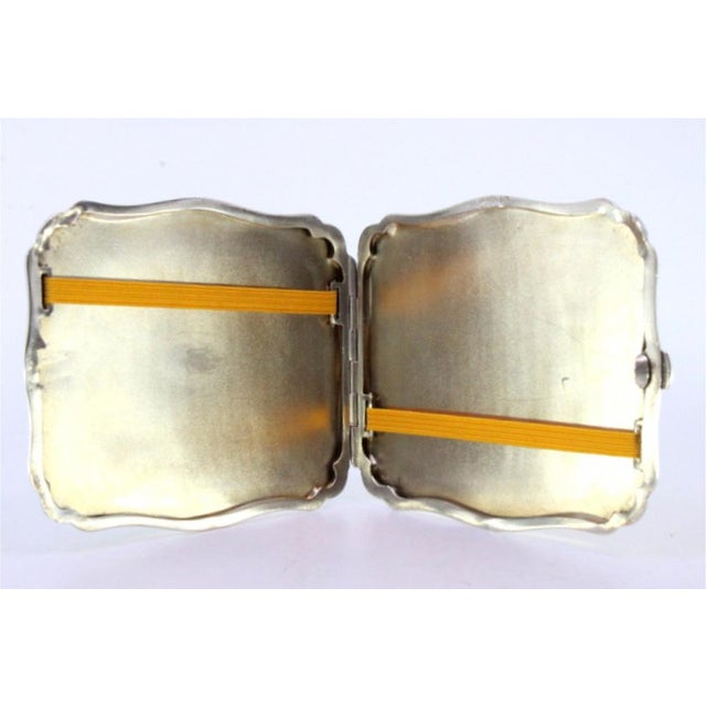 Guilloche Silver Cigarette Case, in Good conditions. Designed 1920 to 1949