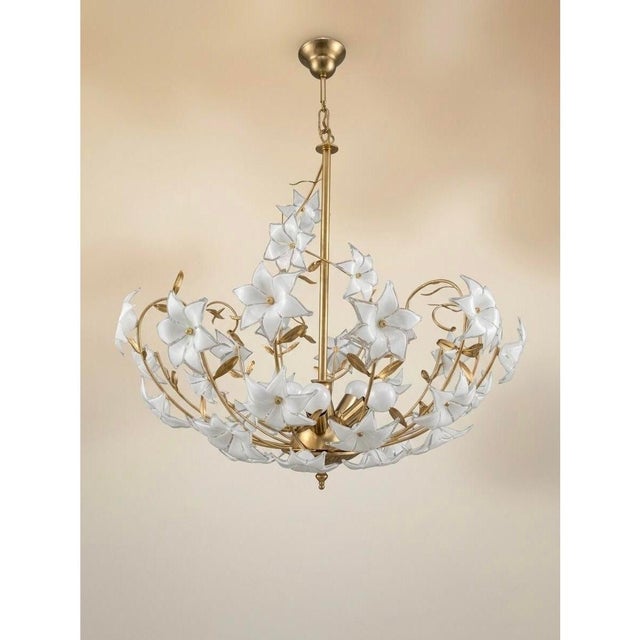 Mid-Century Modern 1970s Mid-Century Modern Italian Floral Chandelier in White Murano Glass and Brass For Sale - Image 3 of 7