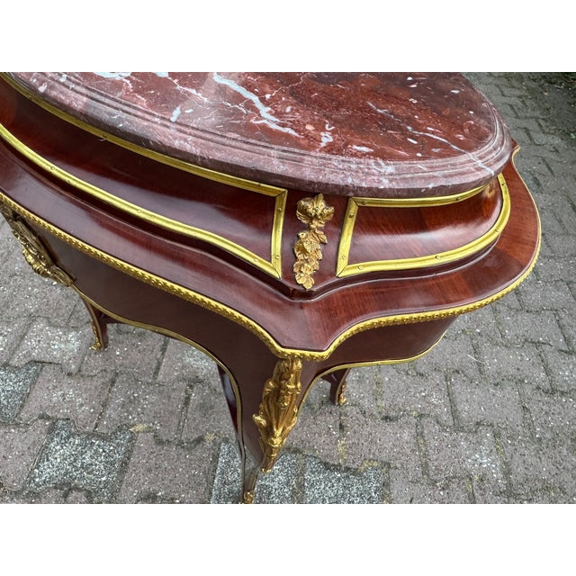 1900s French Louis XVI Mahogany Bronze Marble Side Table For Sale - Image 12 of 17