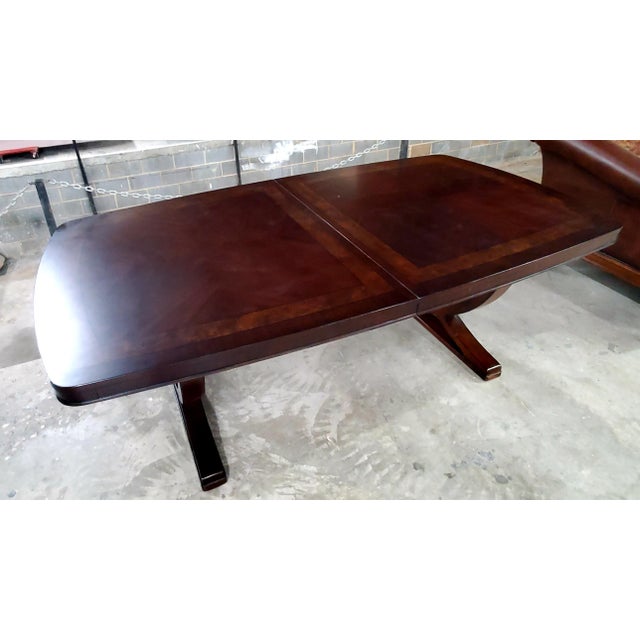 Thomasville Furniture Spellbound Sable Mahogany Double Pedestal Dining
