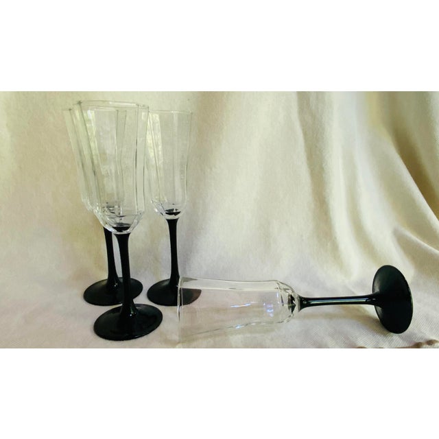 Vintage French Tuxedo Champagne Flutes | Arcoroc Luminarc | Set of Four For Sale - Image 10 of 12