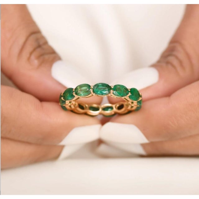 Gemstone Natural 0.79 cts Zambian emerald and 0.99 cts sapphire ring in 18k gold For Sale - Image 7 of 18