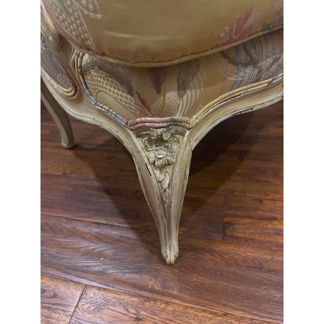 Mid 20th Century French Provincial Floral Louis XV Style Bergere Cabriole Armchair For Sale - Image 11 of 12