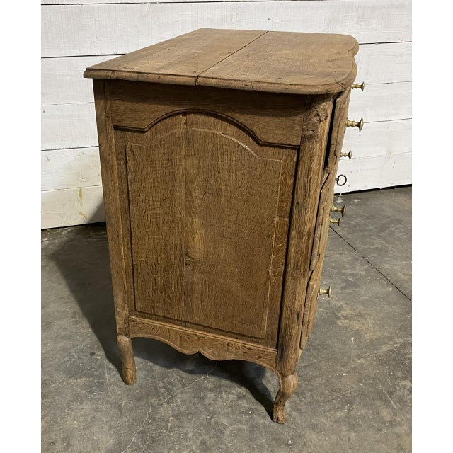 Small Dutch Chest of Drawers, 1790 For Sale - Image 10 of 17