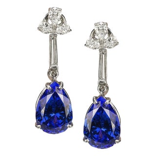 Late 20th Century Pair of Platinum Tanzanite Earrings For Sale