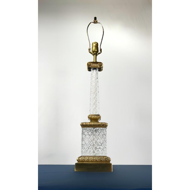 Neoclassical Vintage Neoclassical Diamond-Cut Crystal & Brass Ionic Column Table Lamp For Sale - Image 3 of 10