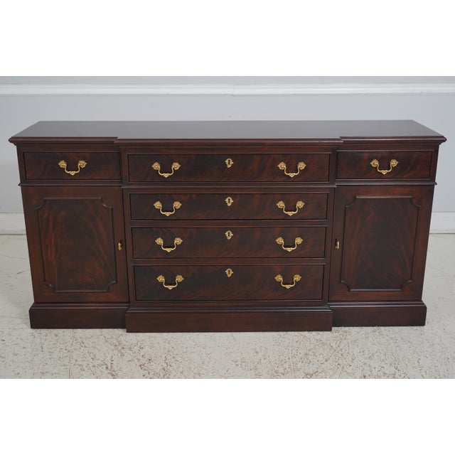 Age: C.2005 Details: Felt Lined Silverware Drawer Dovetailed Drawer Construction High Quality Construction 18 C. Design...