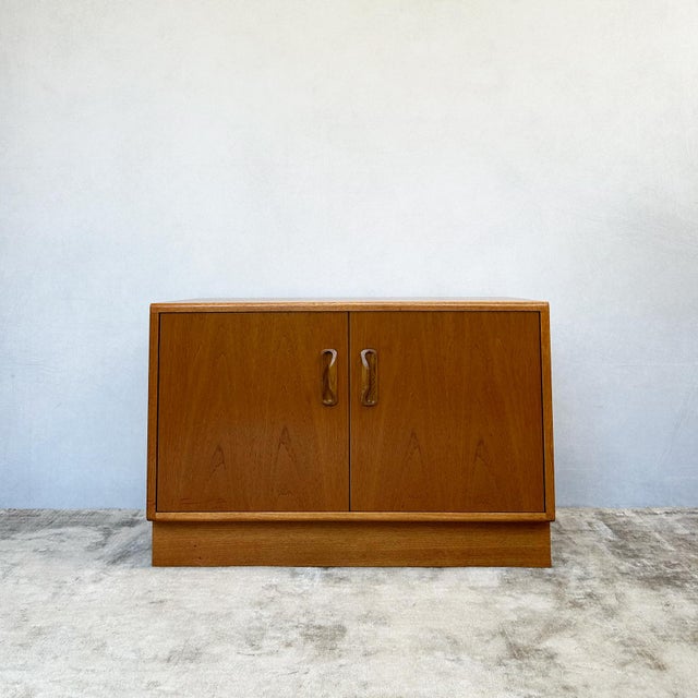 Small Fresco Sideboard from G-Plan, 1970s For Sale - Image 12 of 12