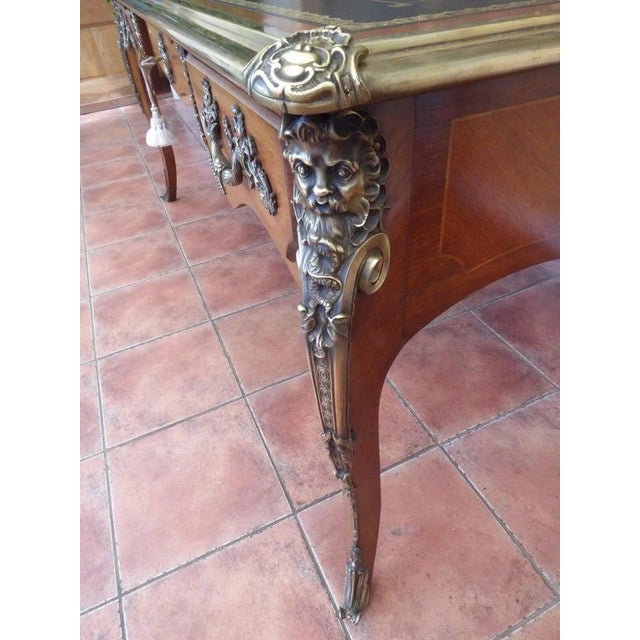 1920s Antique Louis XV Walnut Writing Desk attributed to François Linke, 1920 For Sale - Image 5 of 18