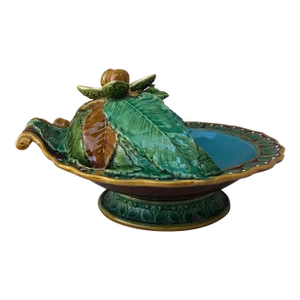 Late 19th Century English Victorian Majolica Chestnut Server Minton