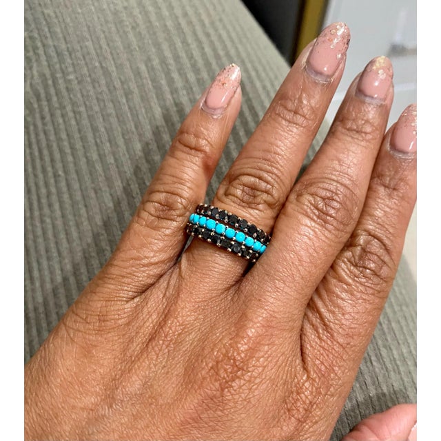 Early 21st Century 2.66 Carat Turquoise Black Diamond Sapphire Gold Band Set, Size 7 For Sale - Image 5 of 7