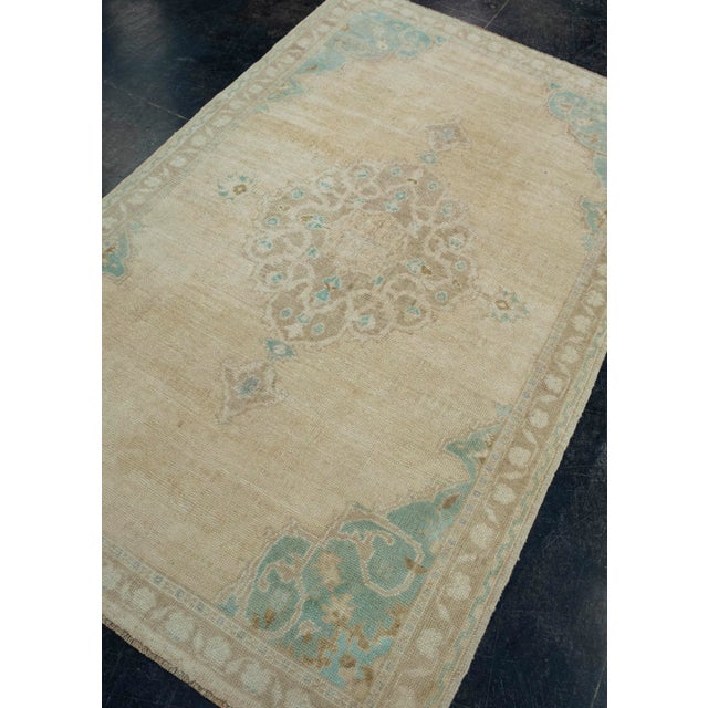 Turkish Vintage Rug 3'11" x 6'4" #17470 For Sale - Image 4 of 8