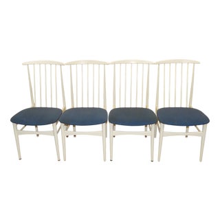 Vintage Kitchen Chairs with Spindles, 1960s, Set of 4 For Sale