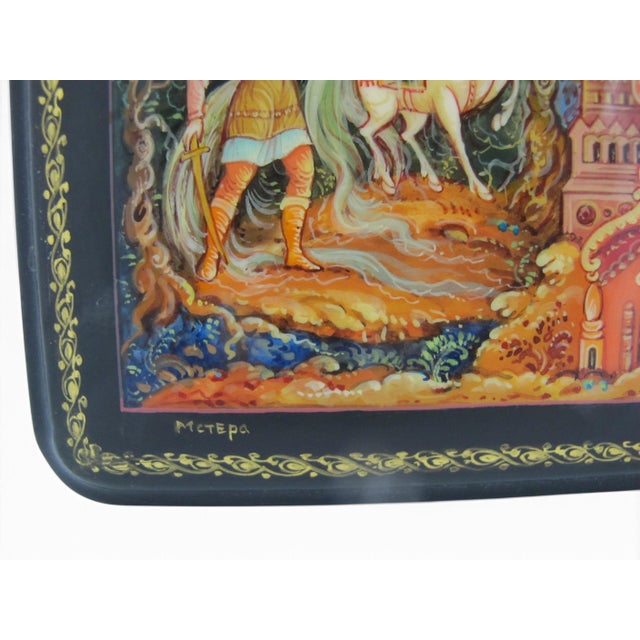 Traditional Russian Fairy Tale Ruslan & Ludmila Hand Painted Gold Lacquer Mstera Trinket Box For Sale - Image 3 of 11