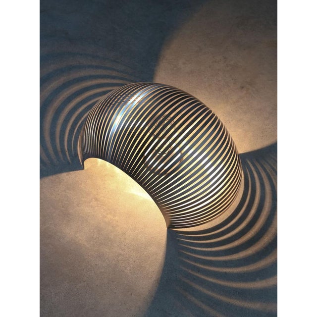 Takes one standard e27/e26 light bulb (not included). Works with 220v as well as 110v. We will provide all us customers...