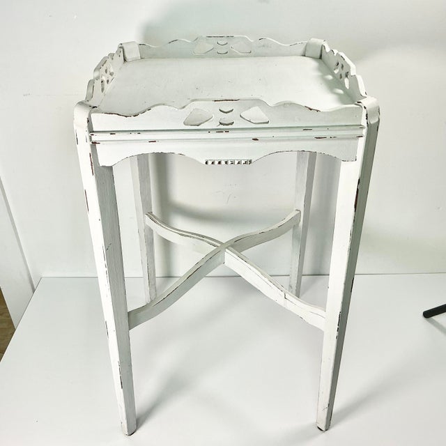 Vintage Shabby Chic Farmhouse Chippy Paint Wood Gallery Side Table. For Sale - Image 15 of 15
