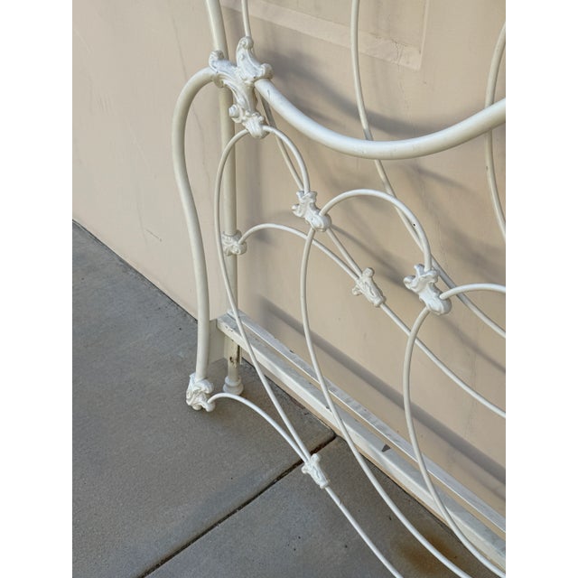 Vintage Elliott's Designs White Cast Iron Brass Queen King Headboard Footboard For Sale - Image 9 of 12