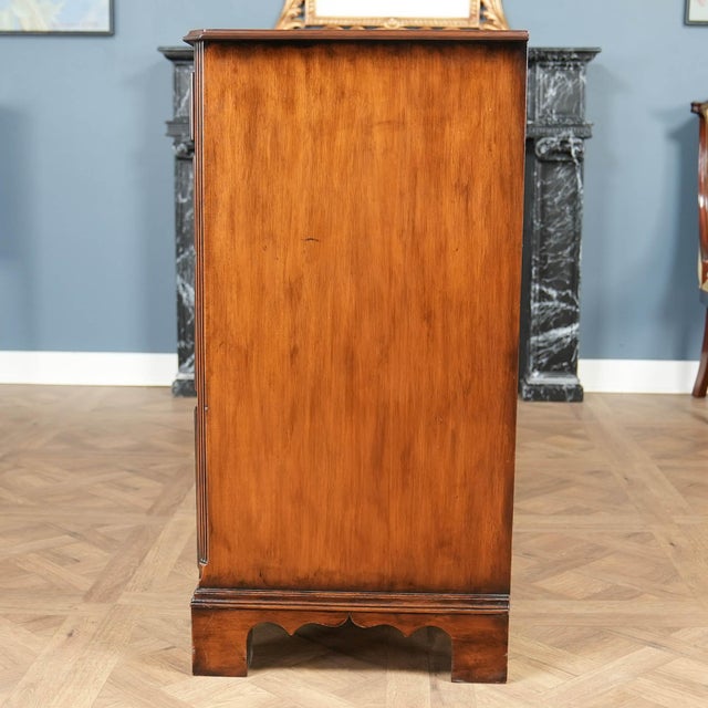 Nvin0614 Vintage Kittinger Williamsburg Chest For Sale - Image 17 of 18
