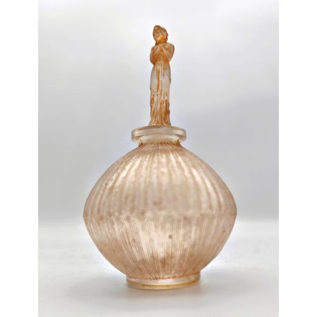 Glass Perfume Bottle with Roses by René Lalique for Dorsay, 1914 For Sale - Image 6 of 11