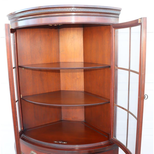 Brown 1940s Mahogany Corner Cabinet by Drexel For Sale - Image 8 of 13