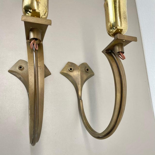 Large Brutalist Bronze Brass Wall Sconces, Italy, 1970s, Set of 2 For Sale - Image 9 of 16