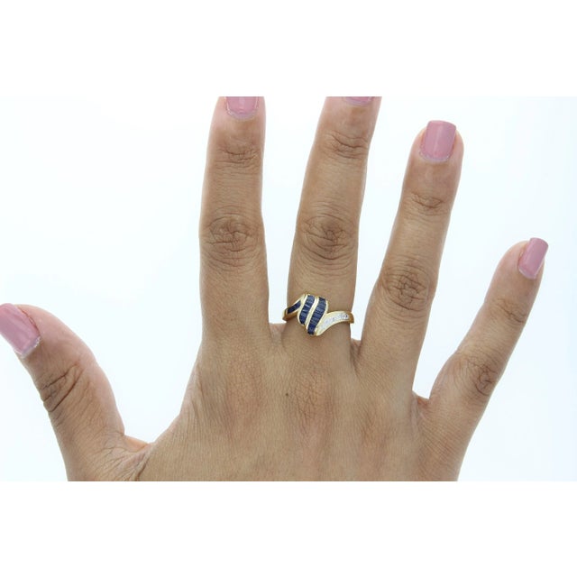 ♥ Product Summary ♥ Main Stone: Diamond & Sapphire Approx. Total Carat Weight: 1.08cttw Stone Carat Weight: 1.00ct Diamond...