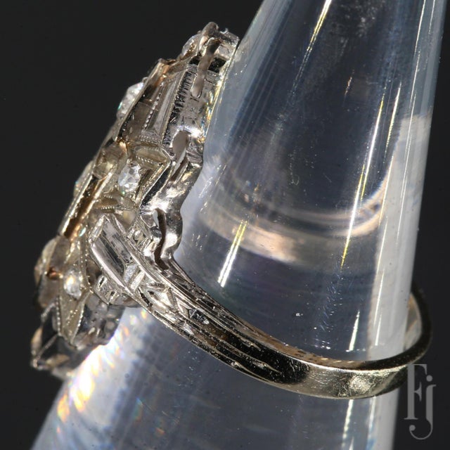 14k White Gold & Diamond Antique Art Deco Ring - Size 2.75 For Sale - Image 4 of 6