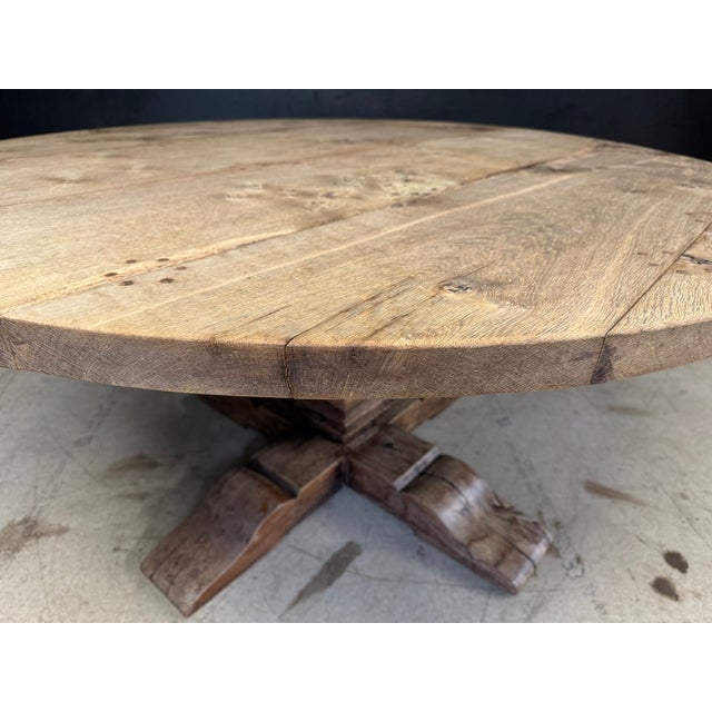 Wood Large Round Bleached Oak Farmhouse Dining Table, 1925 For Sale - Image 7 of 16