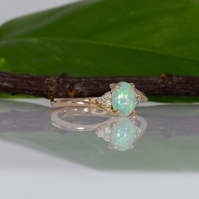 White Ethiopian Opal Cabochon Ring With Diamond Accents: Solid 14k Gold, Size 6.75 For Sale - Image 8 of 10