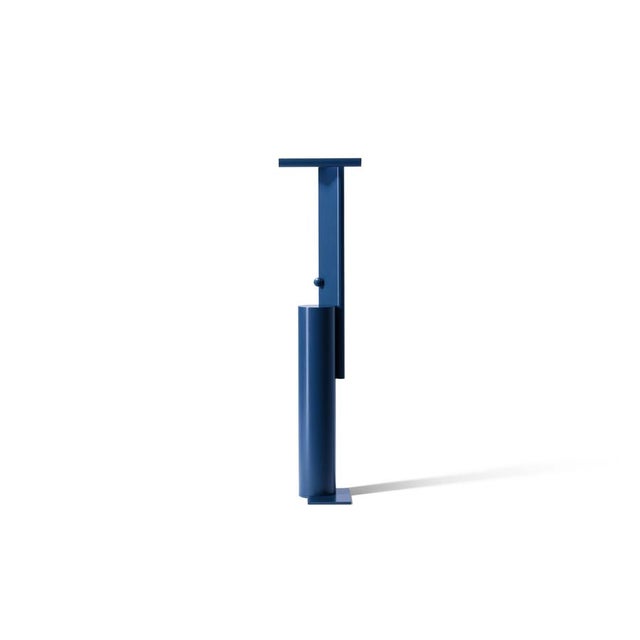 Red Polyshape Red Aluminium Floor Lamp by Ferrerol Babin for Cassina For Sale - Image 8 of 11