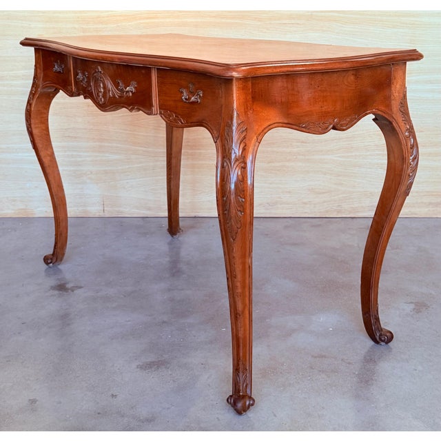 20th Century Wood French Louis XV Style Writing Desk, 1920 For Sale In Miami - Image 6 of 18