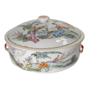 Early 20th Century Chinese Famille Rose Palette Covered Rice Bowl