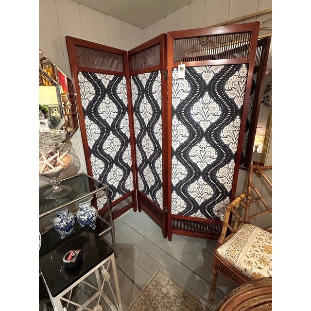 Traditional Vintage Mahogany & New Ikat Fabric 3 Panel Screen For Sale - Image 3 of 16