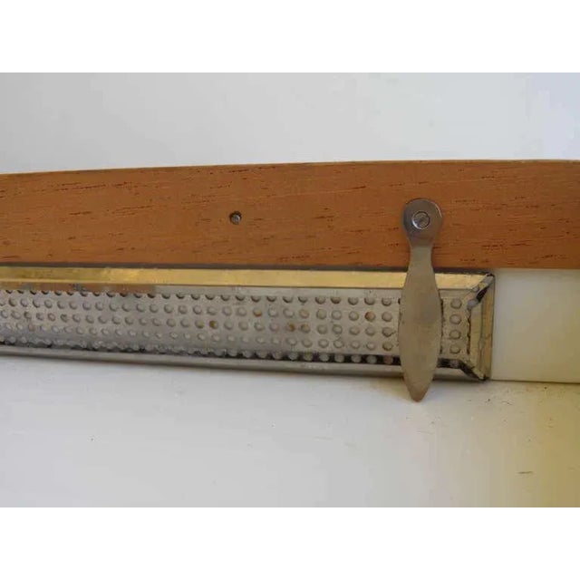 Humidor-1940s Cuban Coat of Arms Wood Cigar Humidor For Sale In West Palm - Image 6 of 8