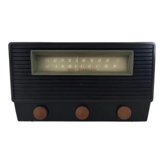 1950 Rca Victor 8-X-71 Black Bakelite AmFm Tube Radio Sculptural Mid-Century Modern Icon For Sale
