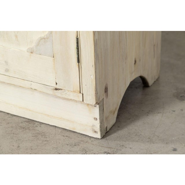 Large English Bleached Pine Locker Cabinet, 1890 For Sale - Image 14 of 16